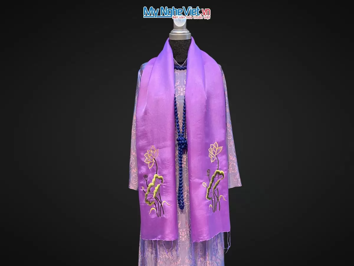 khăn lụa Hà Đông Thêu Sen MNV