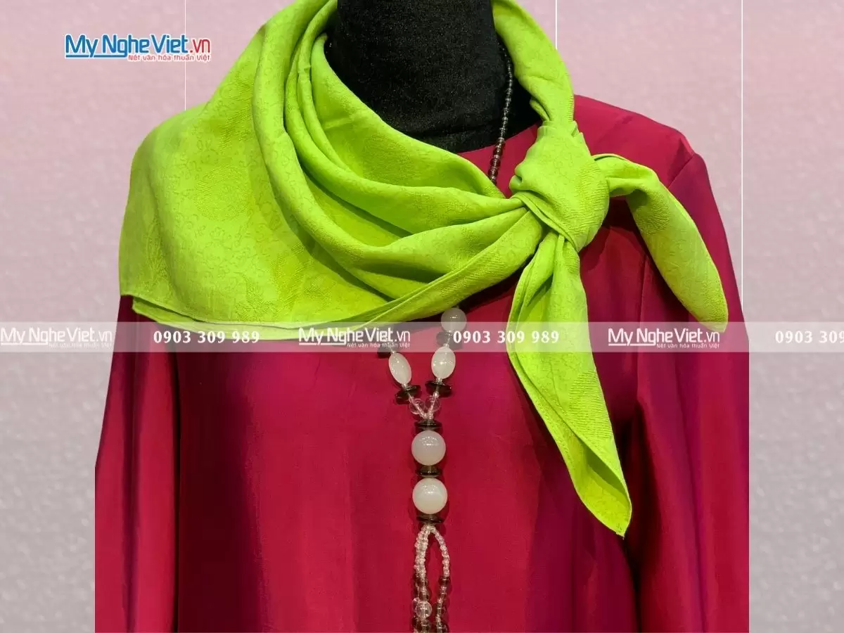 Khăn Lụa Vân Họa Tiết Xanh MNV-KLNL7878-2