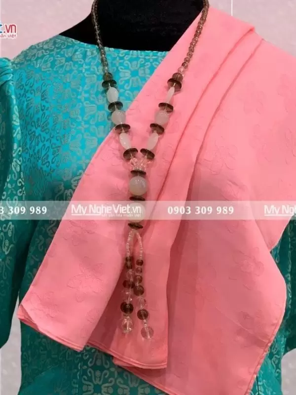 Alternative view of Khăn Lụa Vân Họa Tiết Hồng Phấn MNV-KLNL7878-3