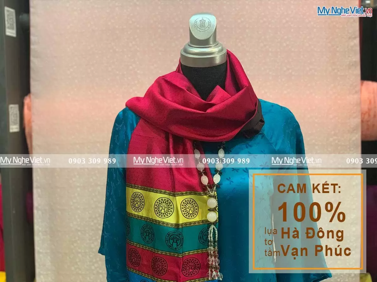 Khăn Lụa Họa Tiết Văn Miếu Quốc Tử Giám MNV-KLLS36180-10 - Ảnh 4