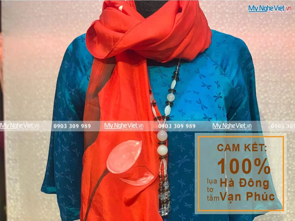 Khăn Lụa Choàng Cổ Vẽ Tay Họa Tiết Hoa Sen MNV-KLTA9180-2