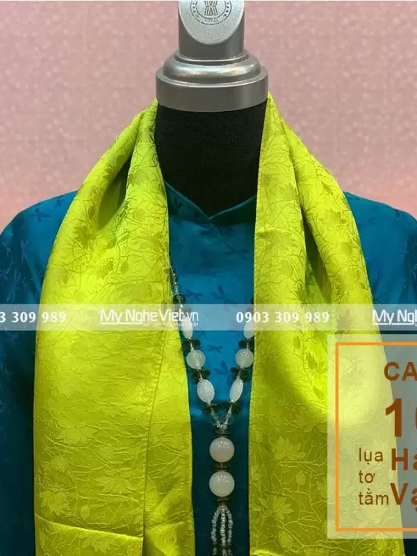 Khăn Choàng Cổ Họa Tiết Hoa Sen MNV-KLTA44180