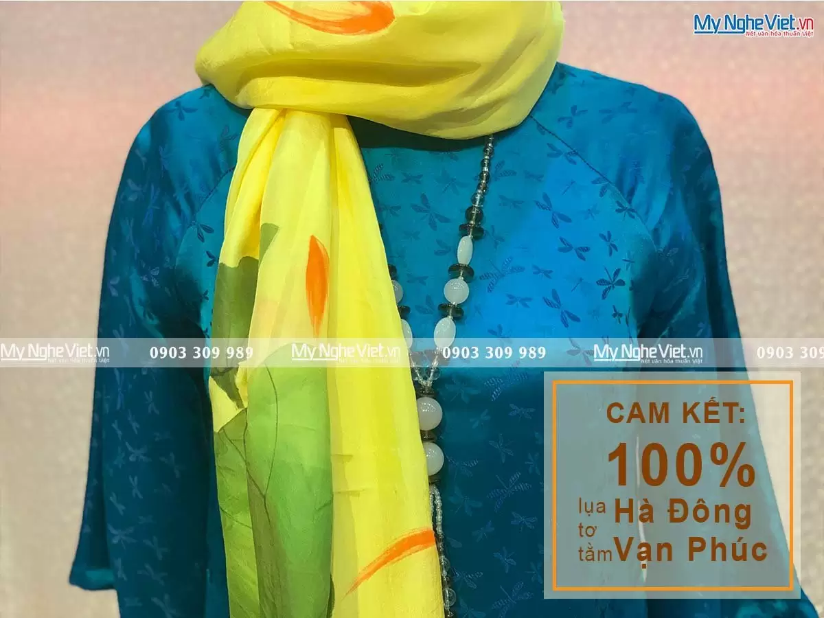 Khăn Lụa Choàng Cổ Vẽ Tay Họa Tiết Hoa Sen MNV-KLTA9180-3 - Ảnh 4