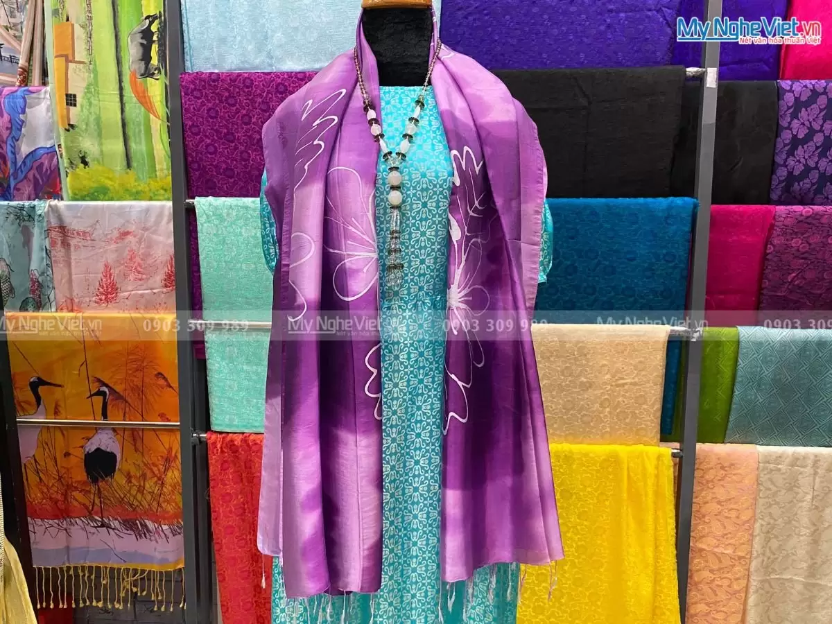 Khăn Choàng Cổ Lụa Tím Loang MNV-KLTA80180-2 - Ảnh 4
