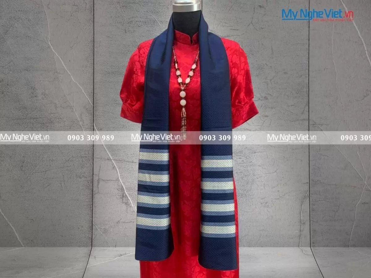 Khăn Choàng Cổ Lụa Nam Tằm Xe Màu Xanh MNV-KLLS3817-2 - Ảnh 2