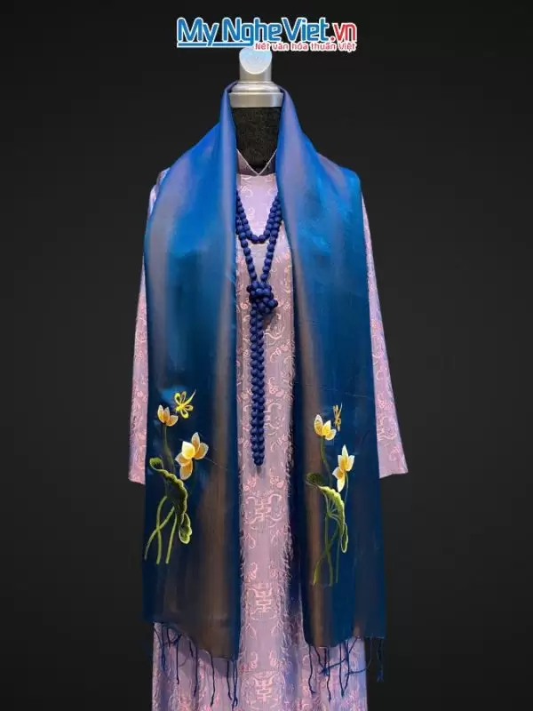 khăn lụa Hà Đông Thêu Sen