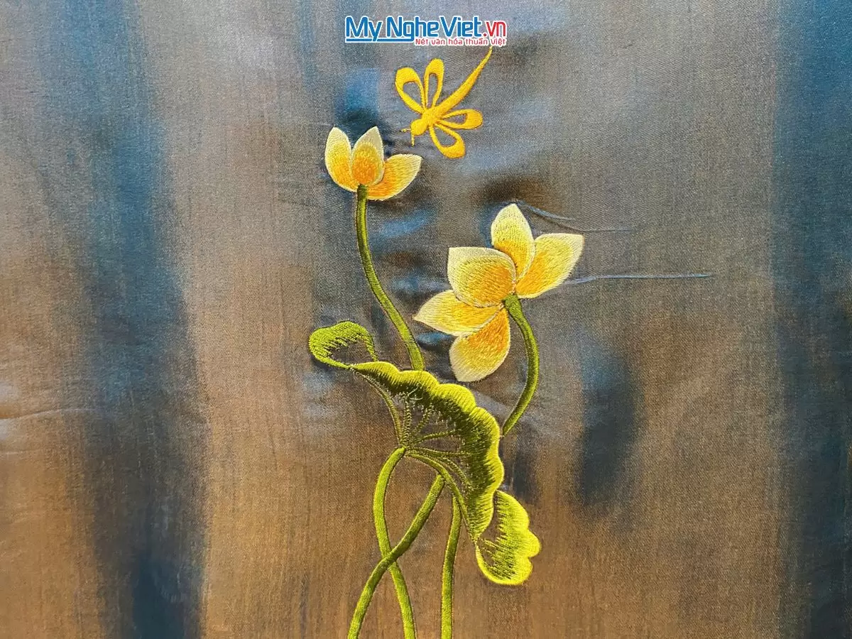 khăn lụa Hà Đông Thêu Sen đẹp