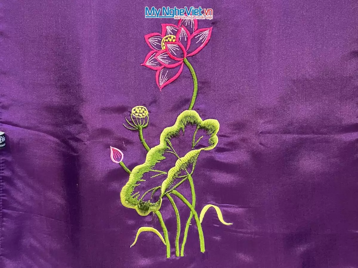 khăn lụa Hà Đông Thêu Sen MNV