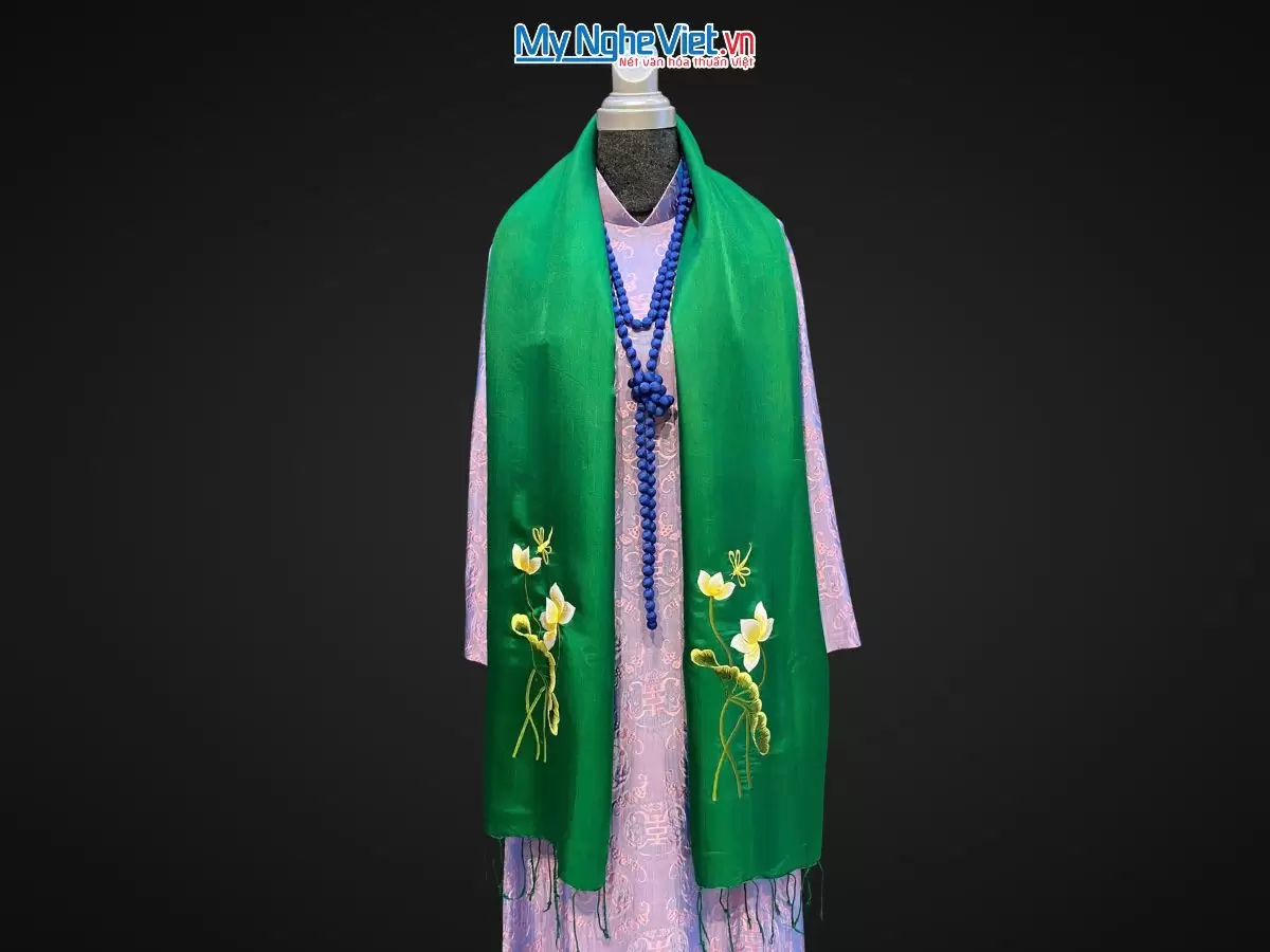 khăn lụa Hà Đông Thêu Sen MNV