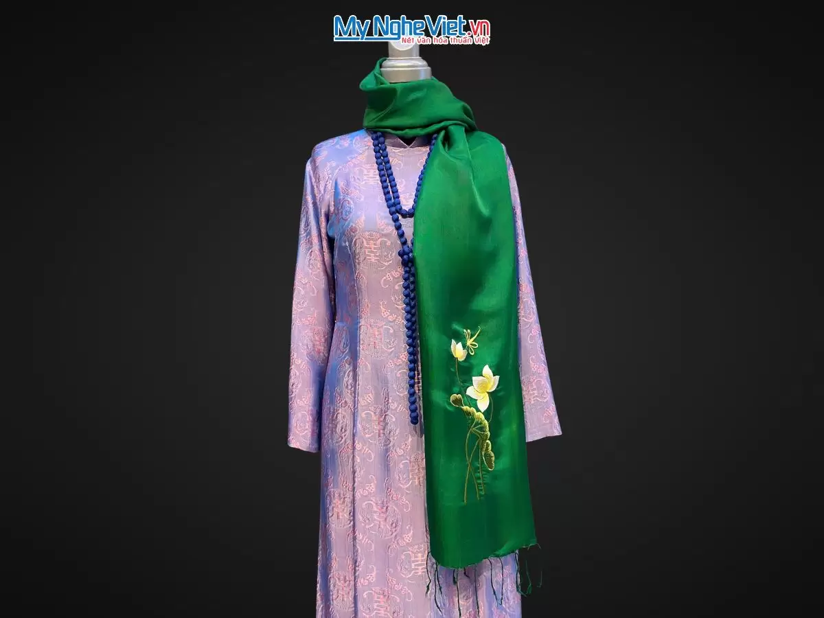 khăn lụa Hà Đông Thêu Sen MNV