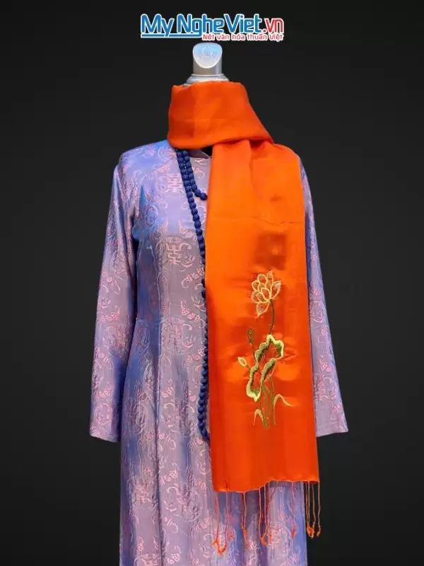 khăn lụa Hà Đông Thêu Sen MNV