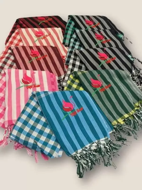 Khăn rằn Nam Bộ đủ màu