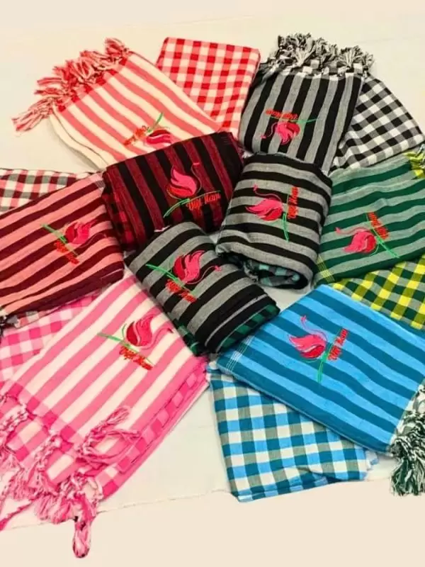 Khăn rằn Nam Bộ đủ màu