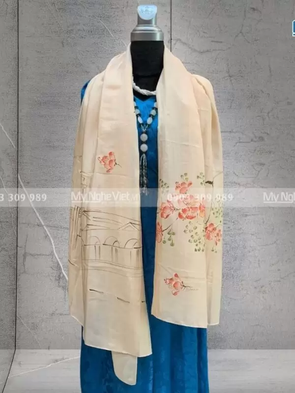 Khăn lụa vẽ tay đẹp