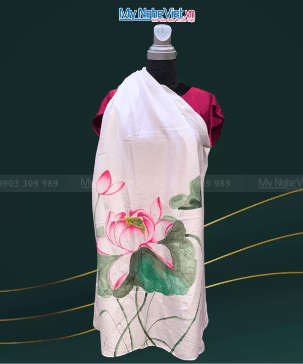 Khăn lụa vẽ sen hồng