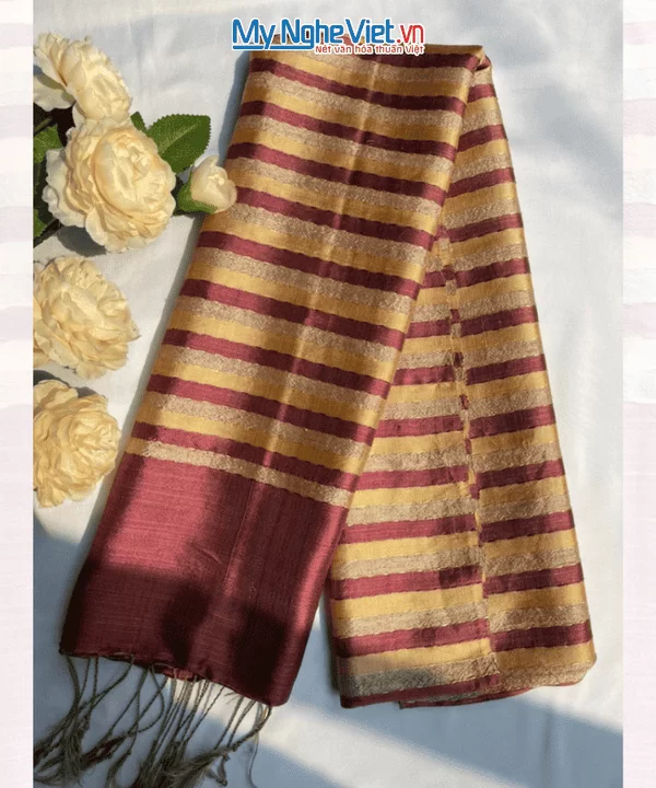 khăn lụa tơ tằm dệt thổ cẩm