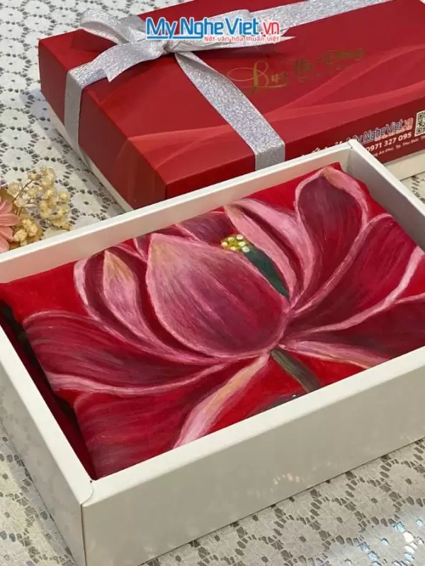 Gói quà tặng khăn lụa