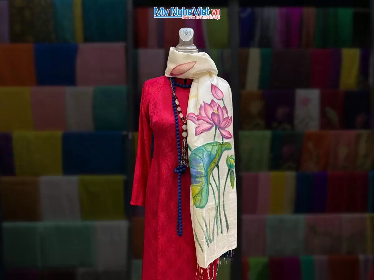 Khăn lụa Hà Đông