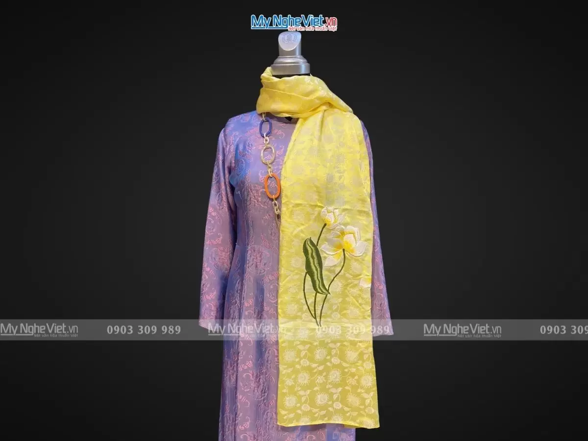 Khăn lụa thêu hoa sen họa tiết hoa hướng dương màu vàng nhạt 57x180cm MNV-KLTA45190-11 - Ảnh 2