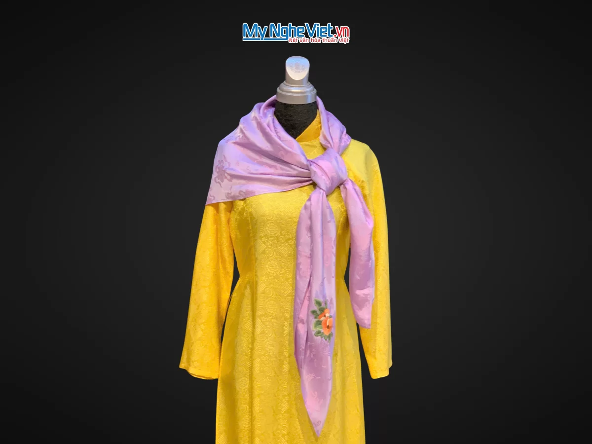 Khăn lụa vuông họa tiết sen tiên màu tím thêu hoa 100x100 KLNL100-2