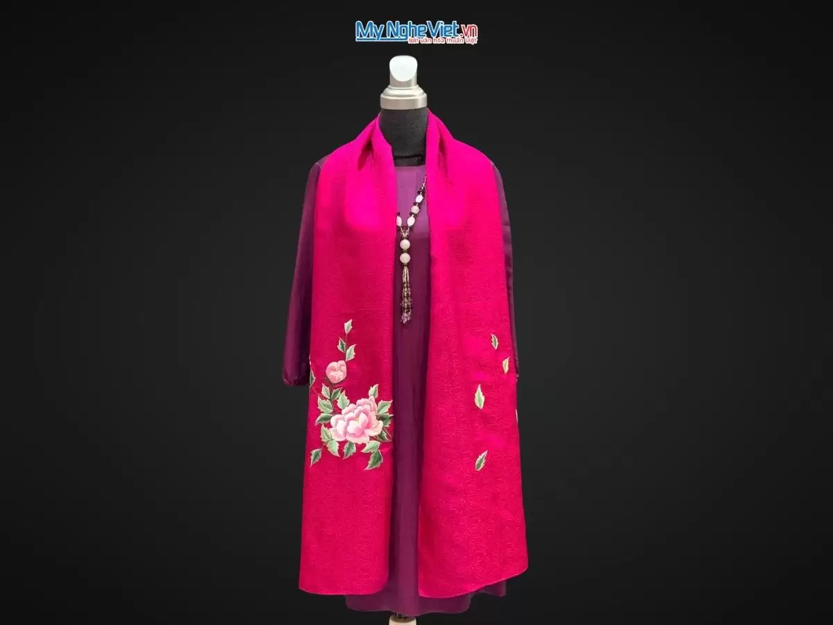 Khăn Lụa Thêu Hoa Hoa Xoáy Hồng Sen