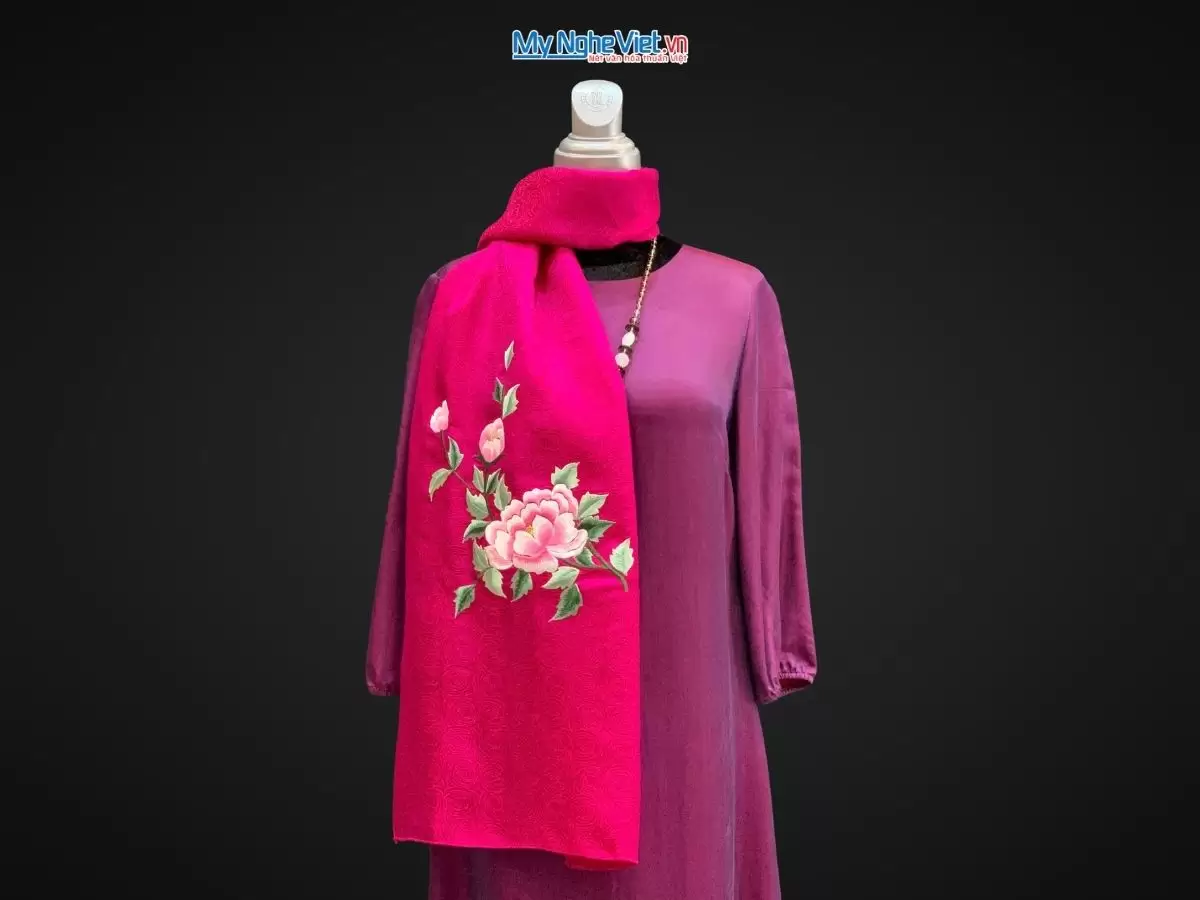 Khăn lụa thêu hoa họa tiết hoa xoáy màu hồng sen 57x180cm MNV-KLTA45190-7.3 - Ảnh 3