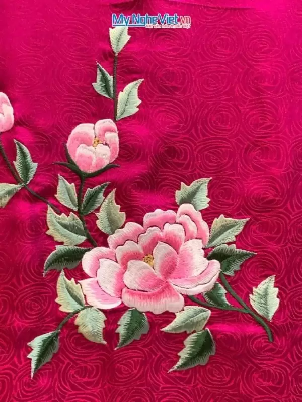 Khăn Lụa Thêu Hoa Hoa Xoáy Hồng Sen