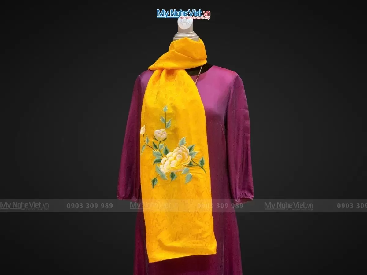 Khăn lụa thêu hoa họa tiết hoa hồng màu vàng 57x180cm MNV-KLTA45190-8 - Ảnh 2