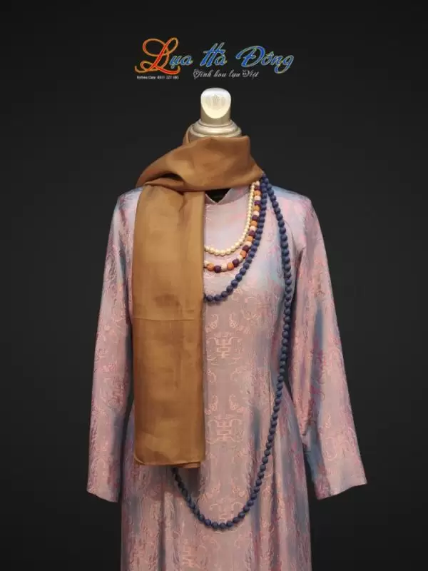 Alternative view of Khăn Lụa Trơn Màu Vàng Đồng 100% silk 85x180 MNV-KLPT001-4