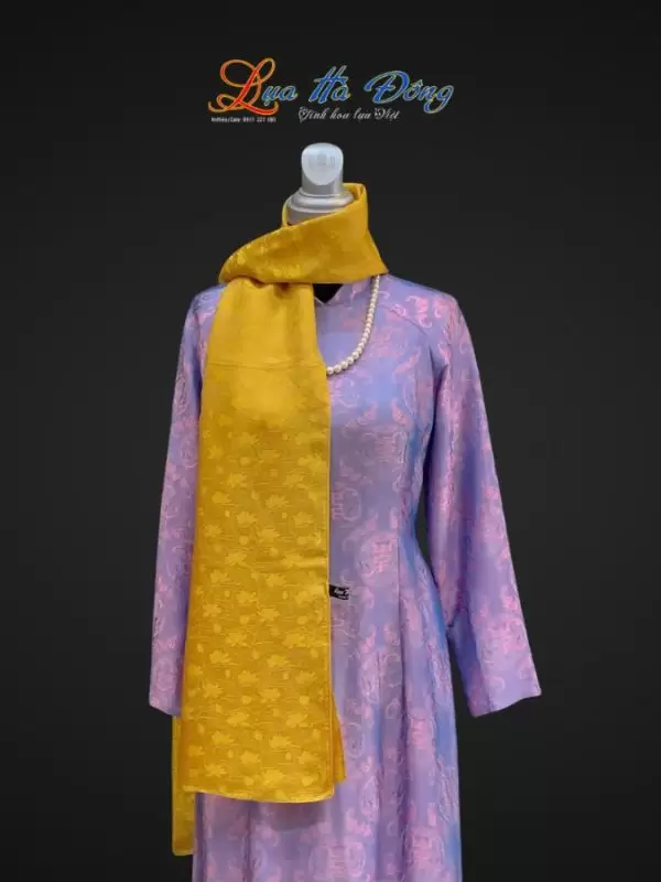 Alternative view of Khăn lụa HOA sen dây nhiều mẫu 44x197cm KLTA419