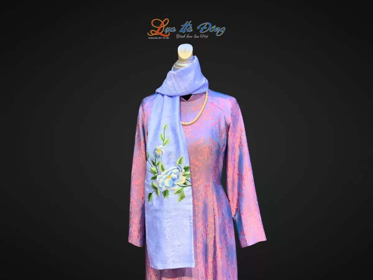 Khăn lụa thêu hoa sen xanh họa tiết sen phượng màu xanh dương nhạt 43x196 MNV- KLTA43196-4 - Ảnh 3