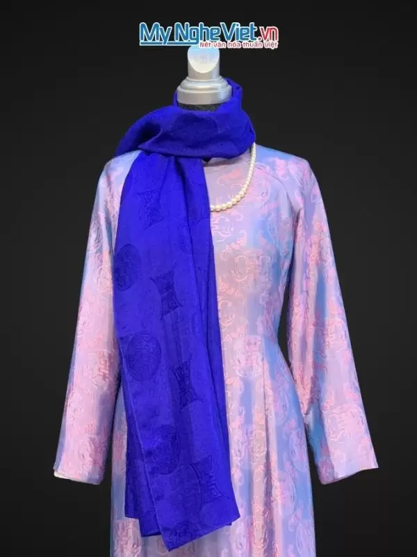 Khăn lụa vân cổ chiện thọ màu xanh coban - Lụa Hà Đông 80x180cm KLNL89-3