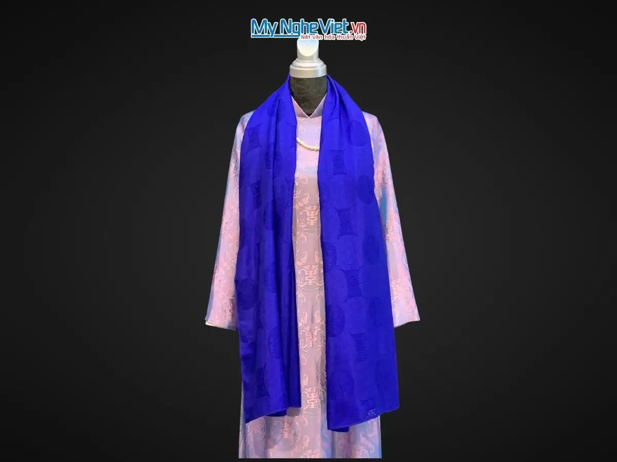 Khăn lụa vân cổ chiện thọ màu xanh coban - Lụa Hà Đông 80x180cm KLNL89-3 - Ảnh 2