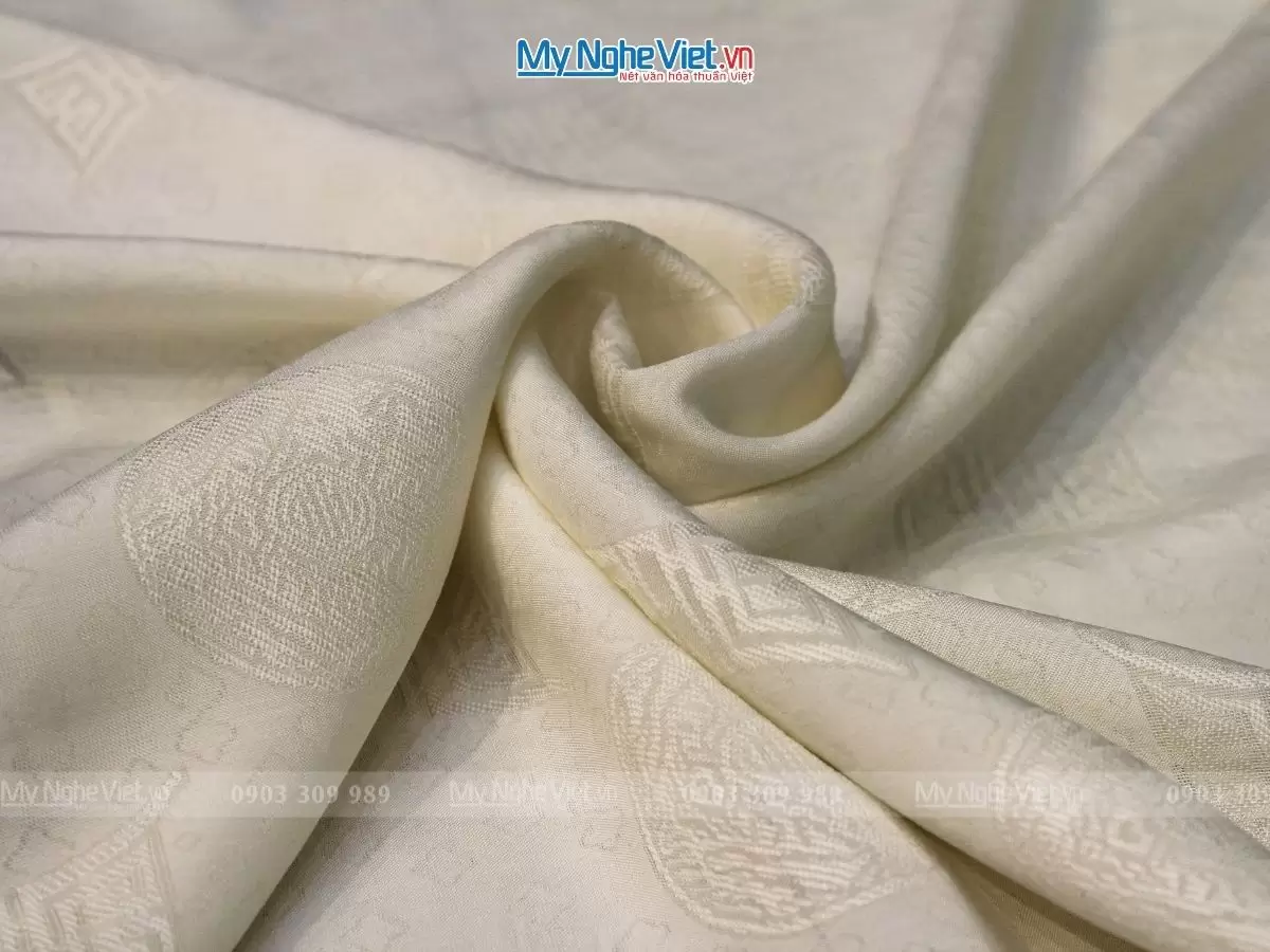 Khăn lụa vân cổ chiện thọ màu kem - Lụa Hà Đông 80x180cm KLNL89-4 - Ảnh 2