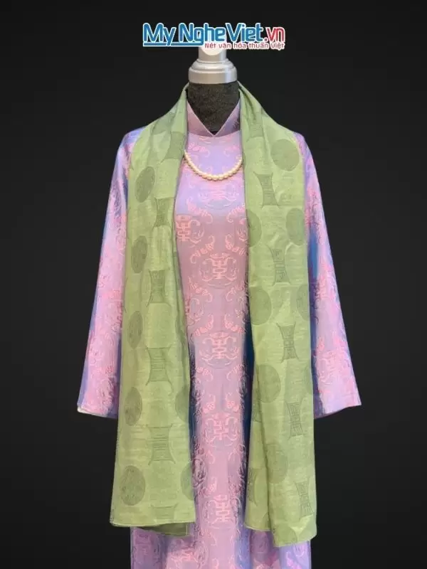 Alternative view of Khăn lụa vân cổ chiện thọ màu xanh rêu - Lụa Hà Đông 80x180cm KLNL89-2