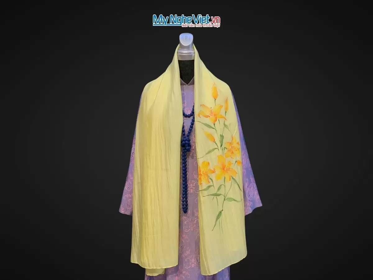 Khăn lụa tơ tằm vẽ tay 1 đầu may tay 70x180 PT70180T1-2 - Ảnh 2