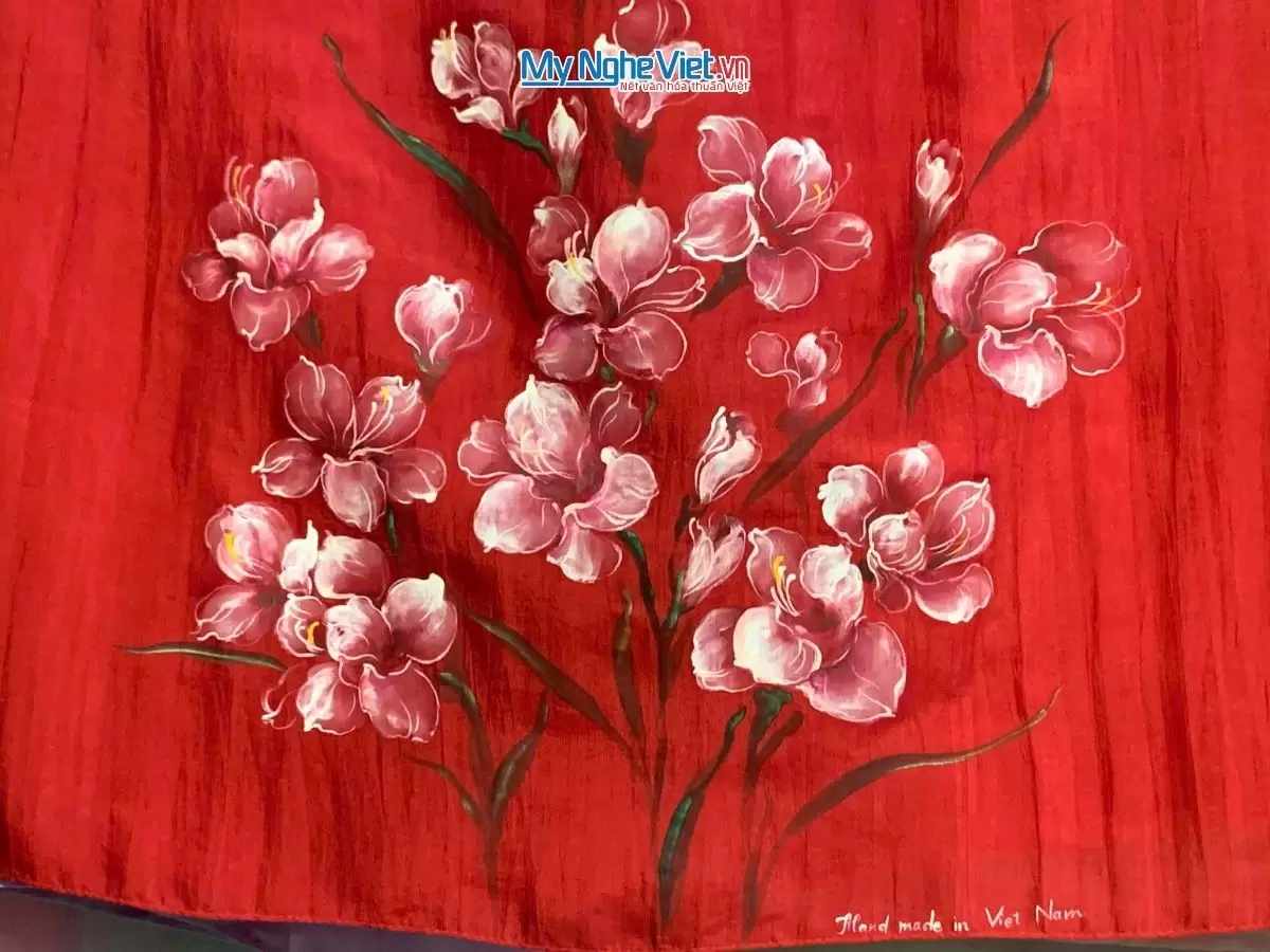 Khăn lụa tơ tằm vẽ tay hoa nền đỏ 70x180 PT70180T2 - Ảnh 4