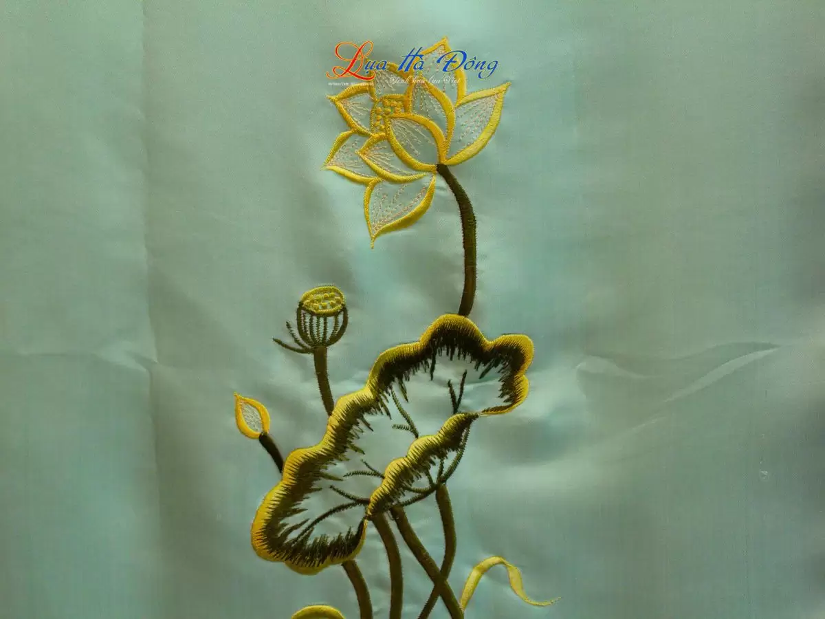 Khăn thêu sen vàng màu xanh ngọc 40x80 - MNVKLTA4080-2 - Ảnh 3