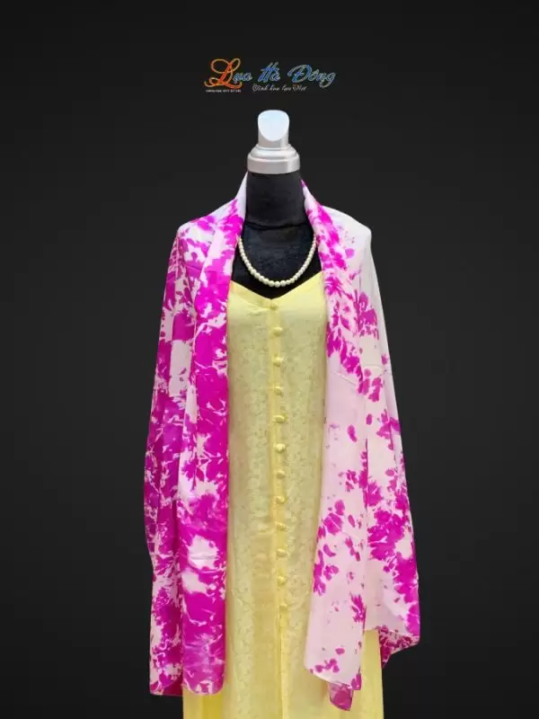 khan-tam-loang-nhieu-mau