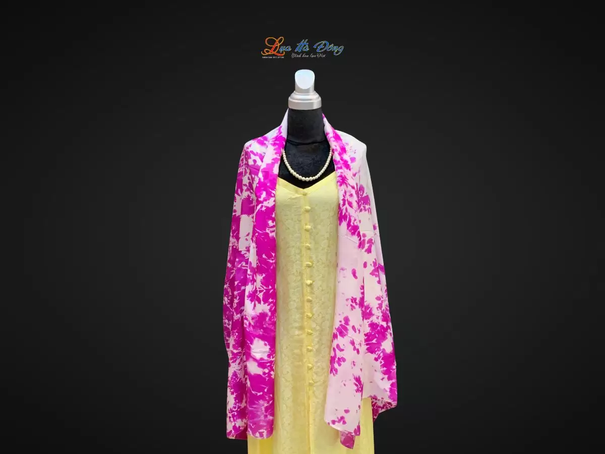 khan-tam-loang-nhieu-mau