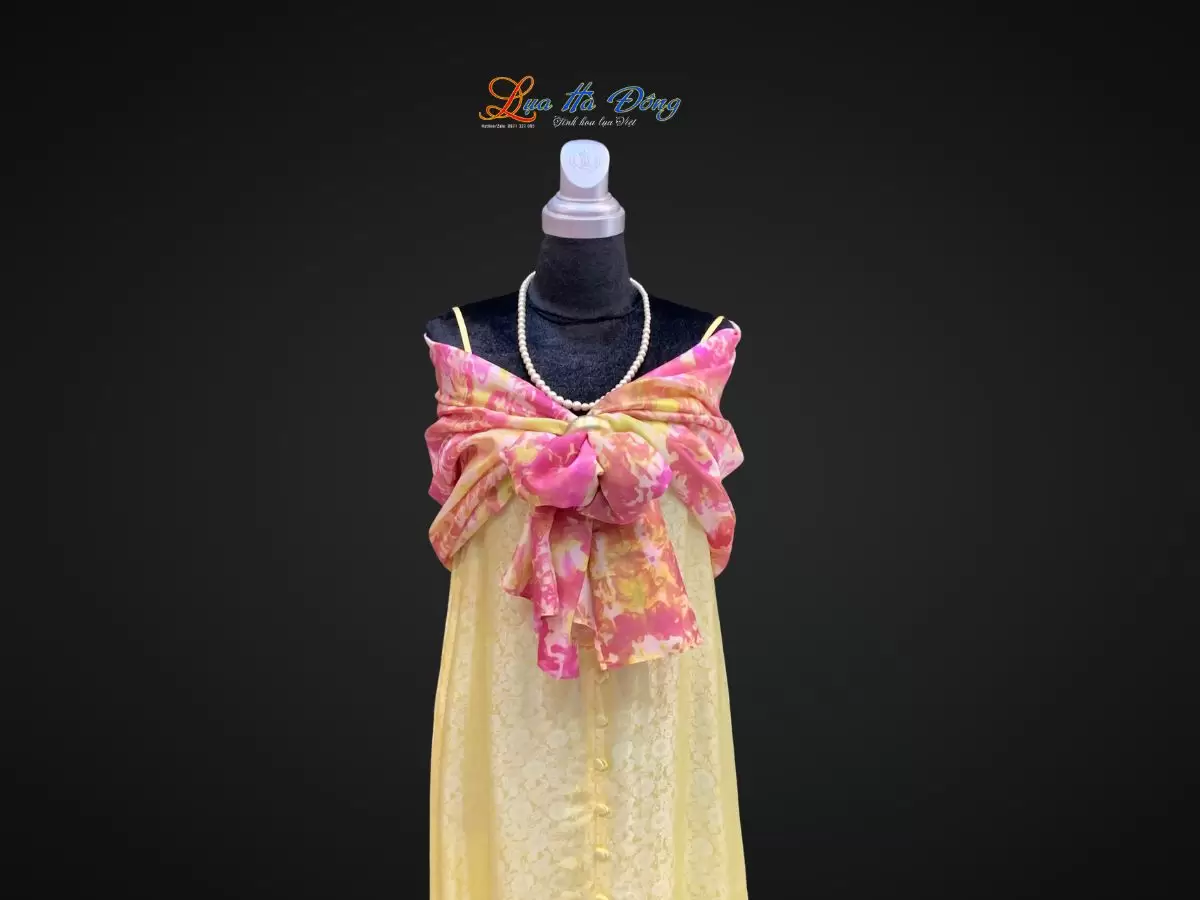 khan-tam-loang-nhieu-mau