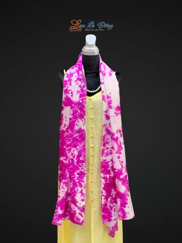 khan-tam-loang-nhieu-mau