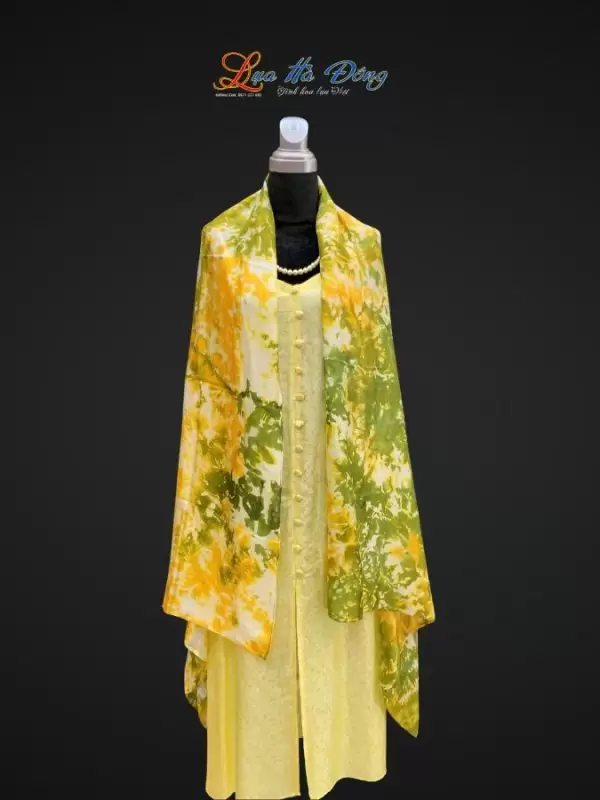 khan-tam-loang-nhieu-mau