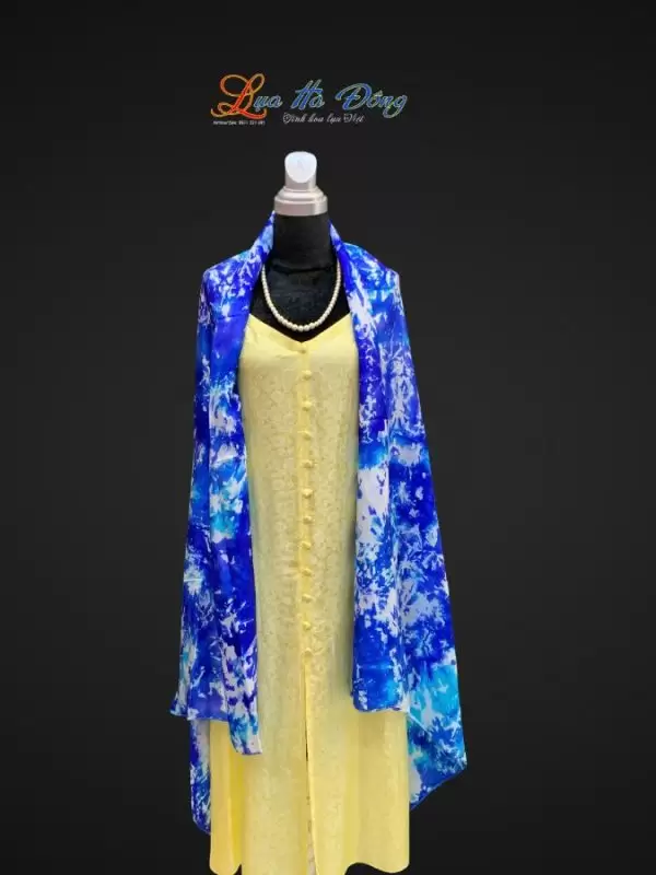 khan-tam-loang-nhieu-mau