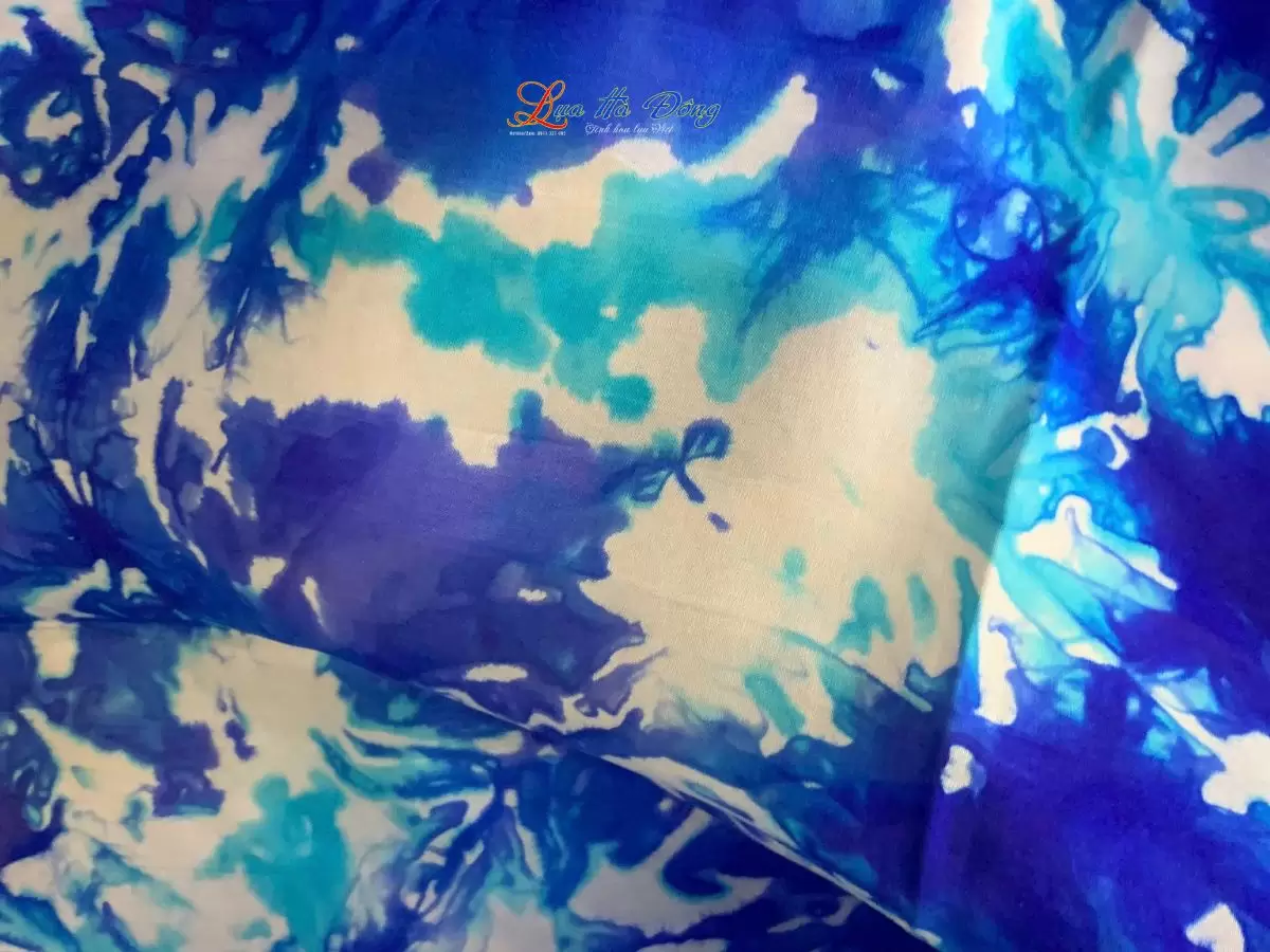 khan-tam-loang-nhieu-mau