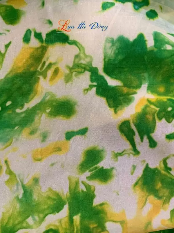 khan-tam-loang-nhieu-mau