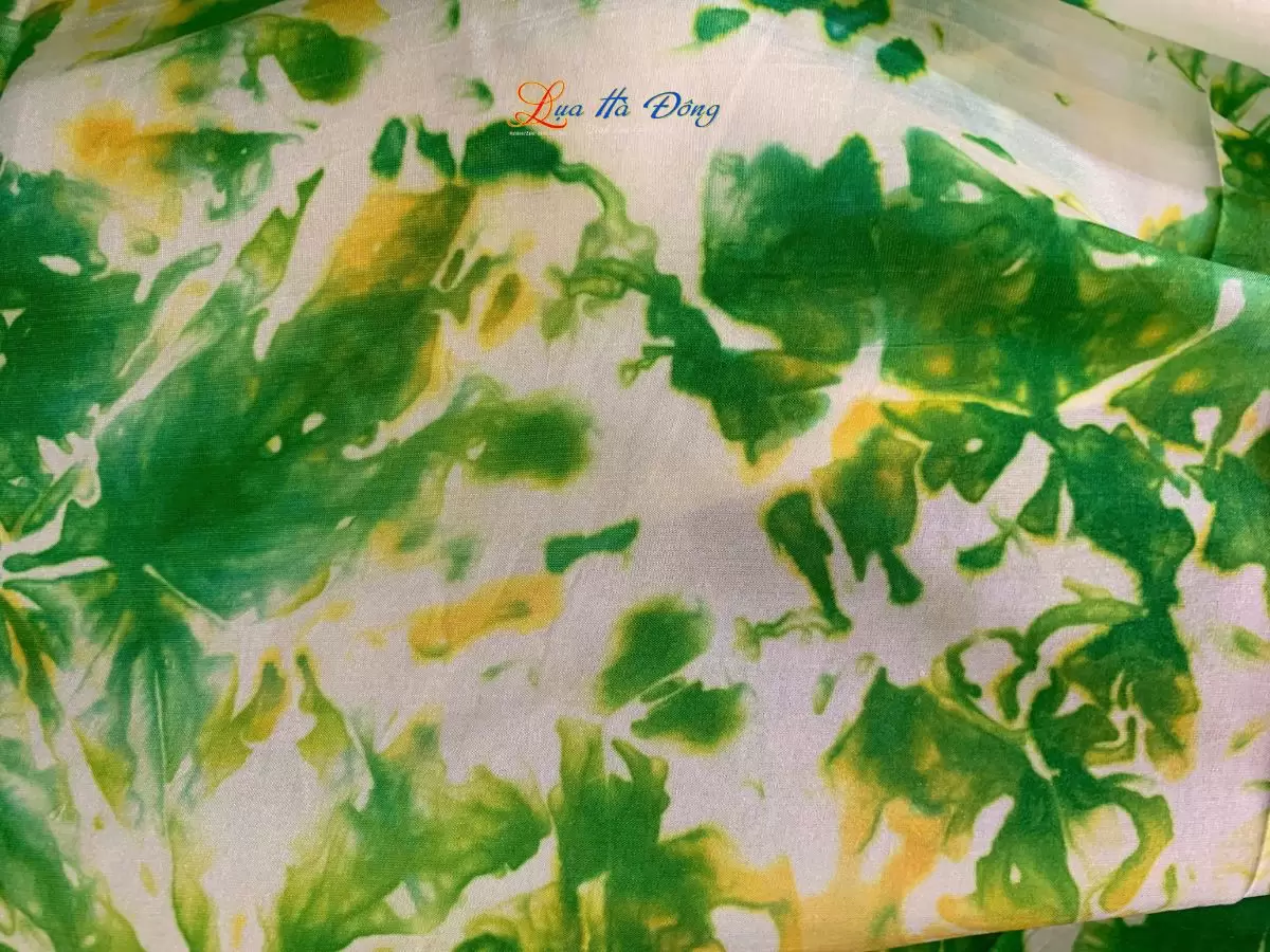 khan-tam-loang-nhieu-mau