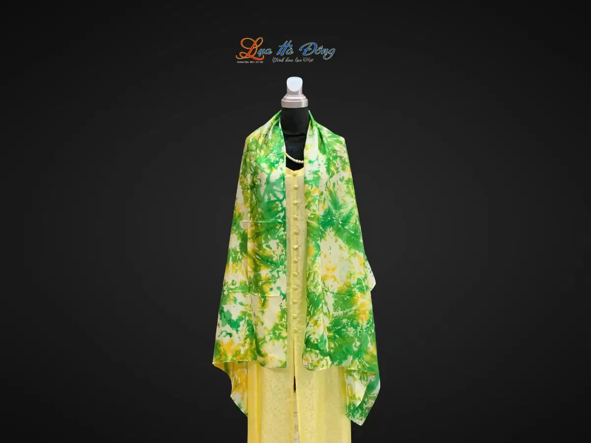 khan-tam-loang-nhieu-mau