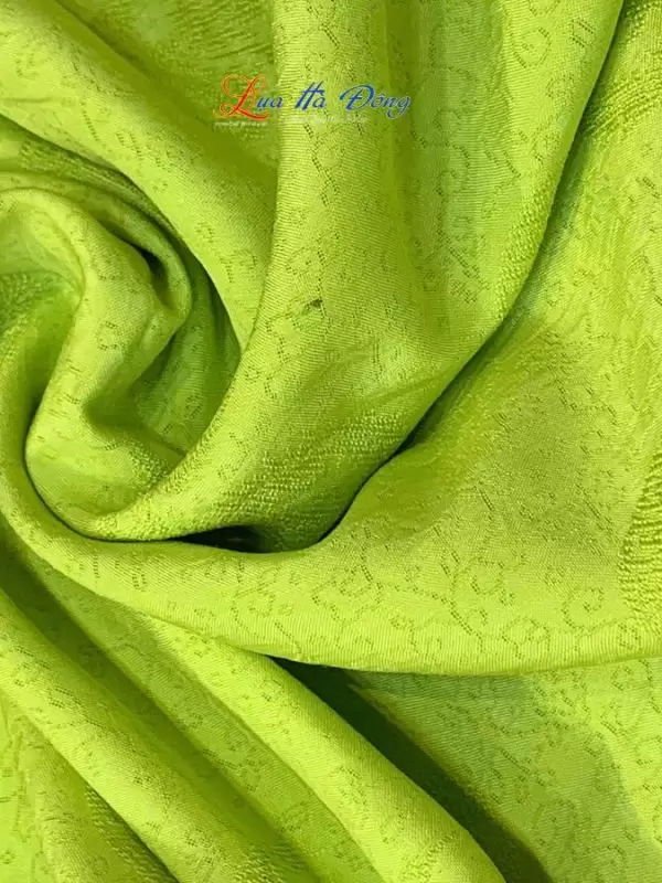 Khan-lua-van-co-hoa-tiet-nhieu-mau (12)