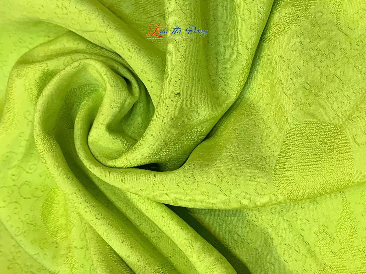 Khan-lua-van-co-hoa-tiet-nhieu-mau (12)